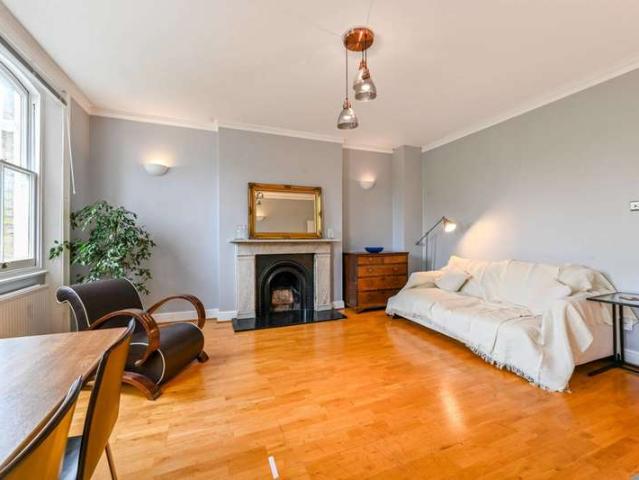 Flat for rent in Primrose Hill, Belsize Park
