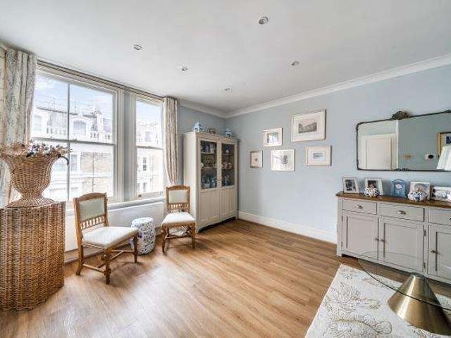 Flat for sale in Notting Hill, Greater London