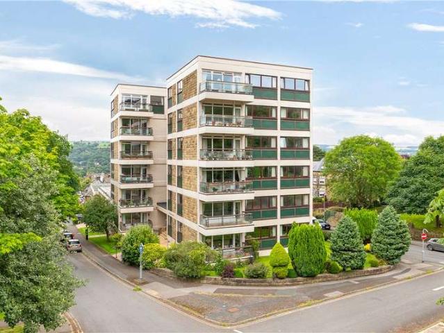 Flat for sale in Middleton Estate, Bradford