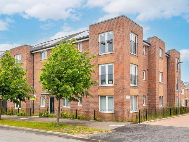 Flat for sale in Bingham, Craigmillar