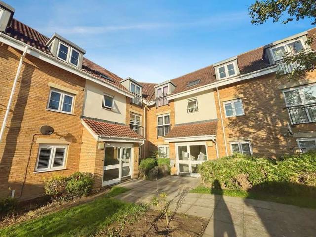Flat for sale in West Town, Peterborough