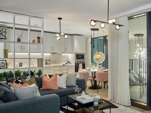 Flat for sale in Wood Green, Hornsey
