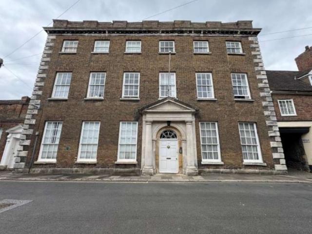 Flat for sale in South Lynn, Brookville