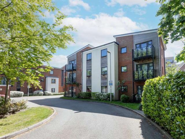Flat for sale in Dromore, Oxfordshire