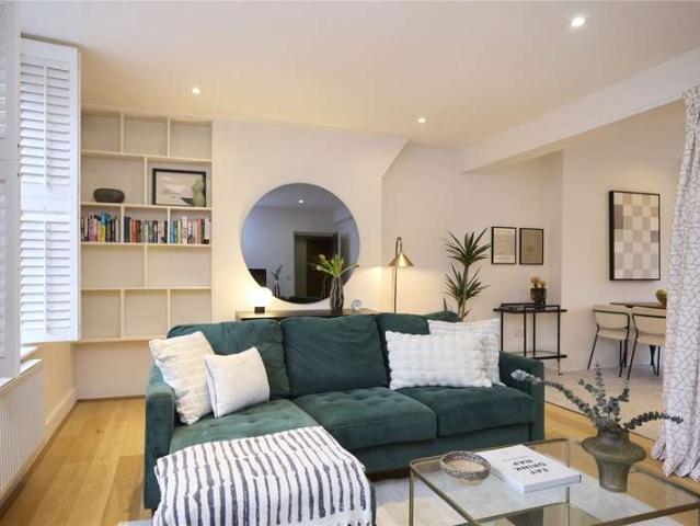 Flat for sale in Spitalfields, Whitechapel