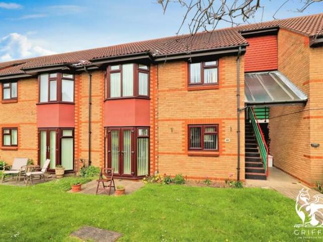 Flat for sale in Vange, Isle Of Man