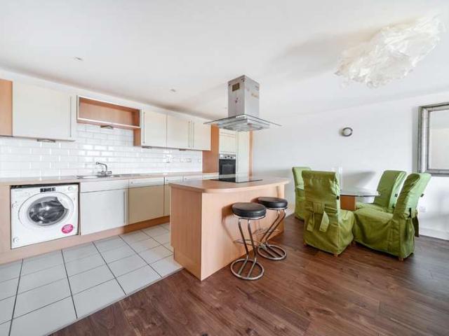 Flat for sale in Portsea, City Of Portsmouth