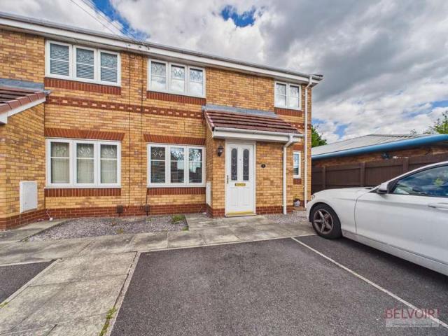 Flat for sale in Deysbrook, Calderstones
