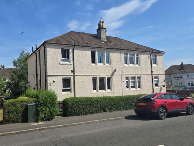Flat for sale in Glenburn, Scotland