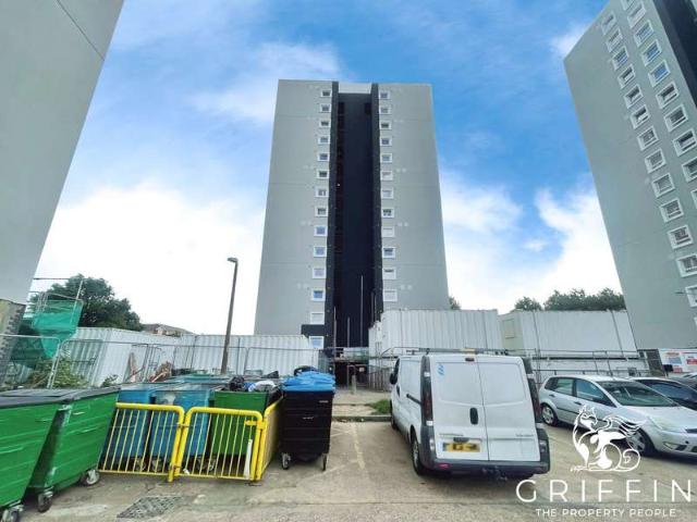 Flat for rent in Grays, Essex