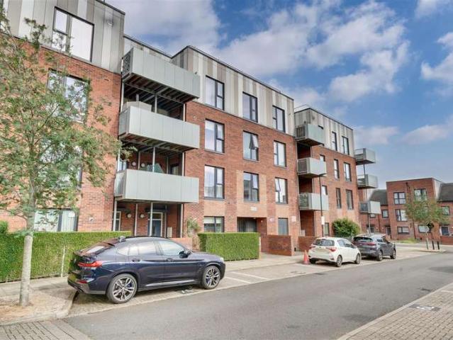 Flat for sale in Carterhatch, Greater London