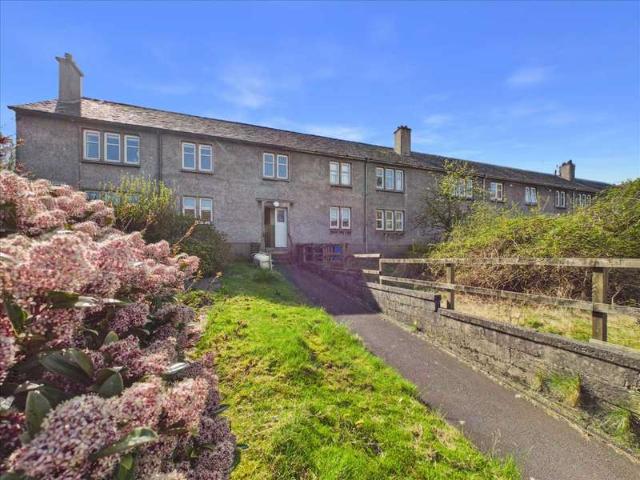 Flat for sale in Tarbert, Scotland