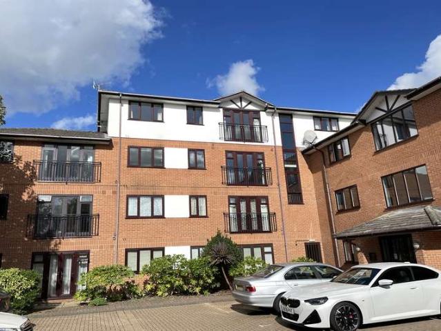 Flat for sale in Henley-on-Thames, South Oxfordshire