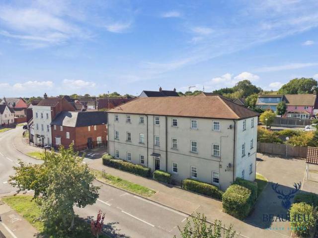 Flat for sale in Chelmer Village, Chelmsford