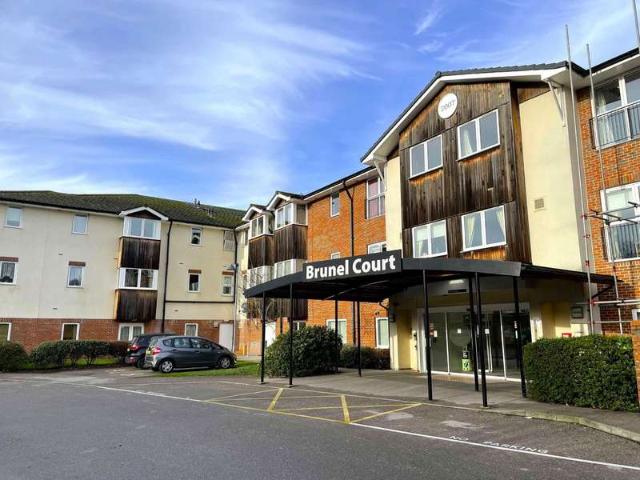 Flat for sale in Buckland, City Of Portsmouth