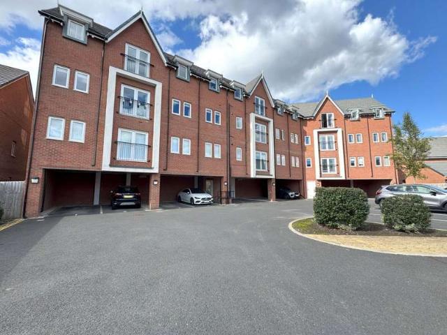 Flat for sale in Blowick, Southport