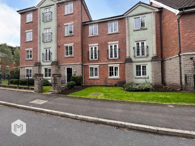 Flat for sale in Lee Bank, Greater Manchester