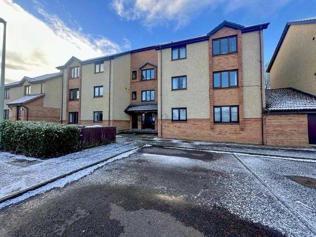 Flat for sale in Lentran, Scotland