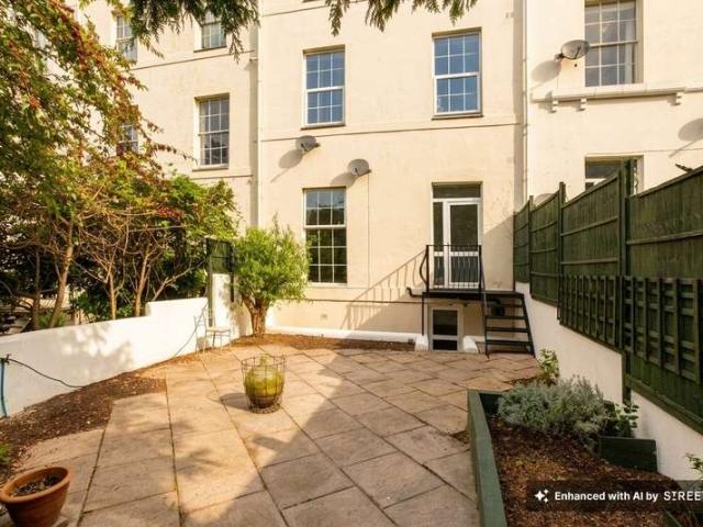 Flat for sale in Shaldon, Teignbridge