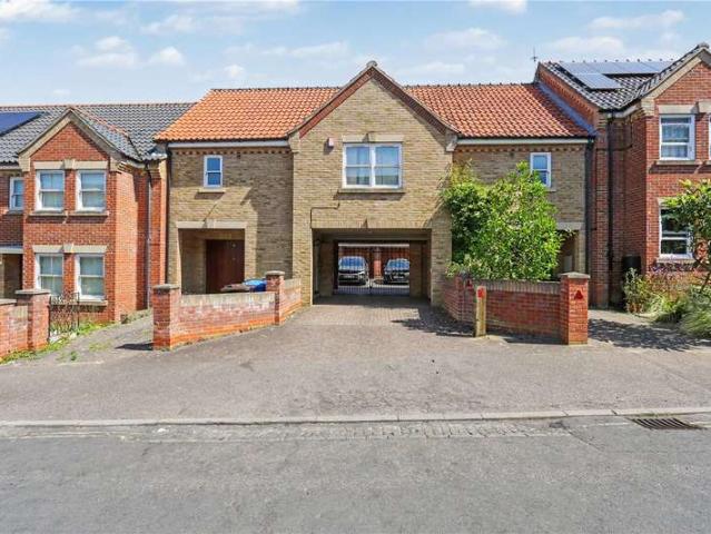 Flat for sale in East Bank, Norfolk