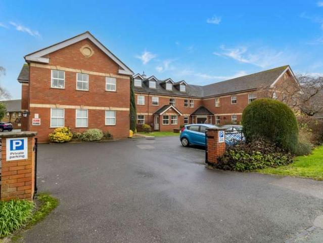 House for sale in Barnard's Green, Forthampton