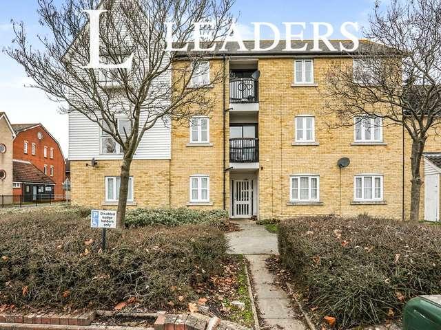 Flat for sale in Eastbridge, Suffolk