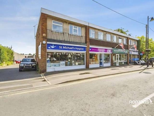 Flat for sale in Tadley, Priest Down