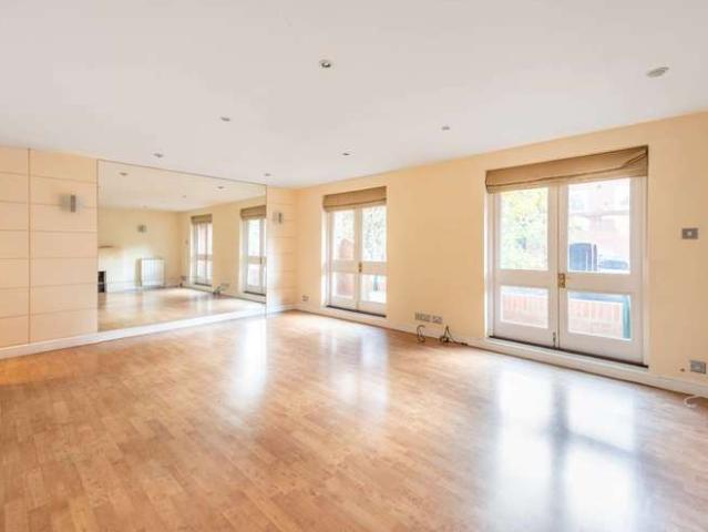 Flat for rent in St John's Wood, St. John's Wood