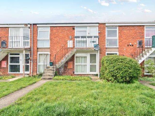 Flat for sale in The Slade, Oxfordshire