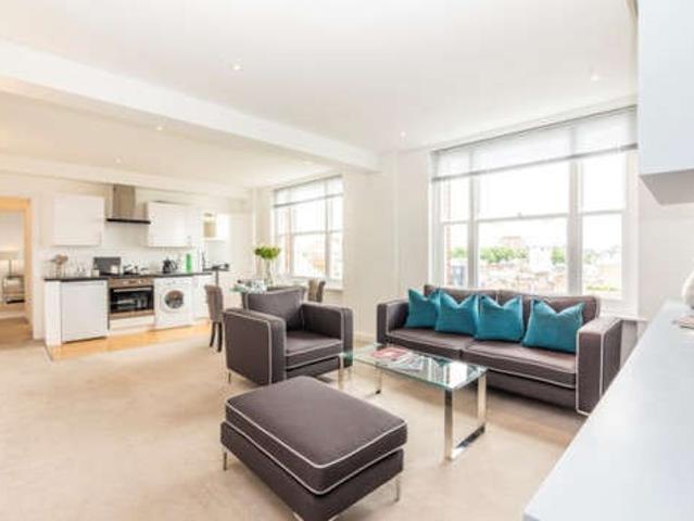 Flat for rent in Mayfair, Greater London
