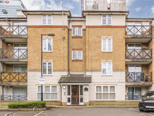 Apartment for rent in Canary Wharf, Greater London