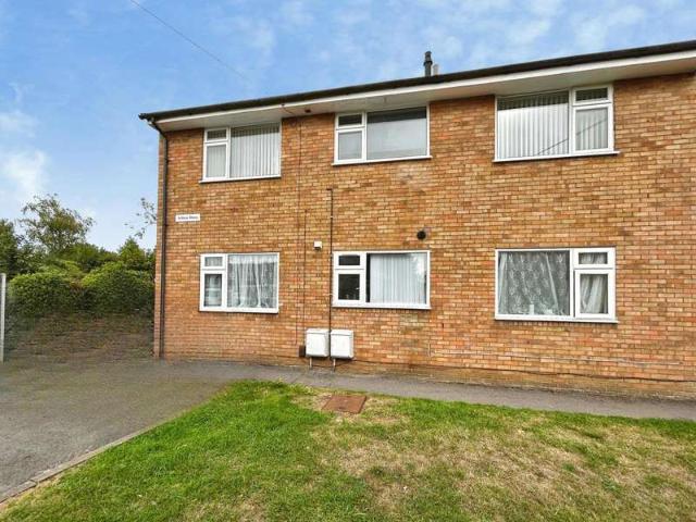 Flat for sale in High Wycombe Community Board, High Wycombe