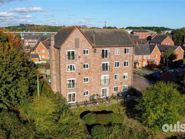Flat for sale in Westlands, Crookhill