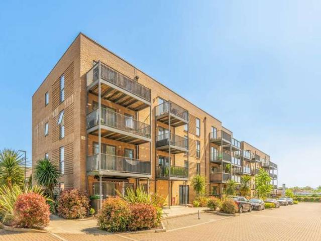 Flat for sale in Anerley, Crystal Palace