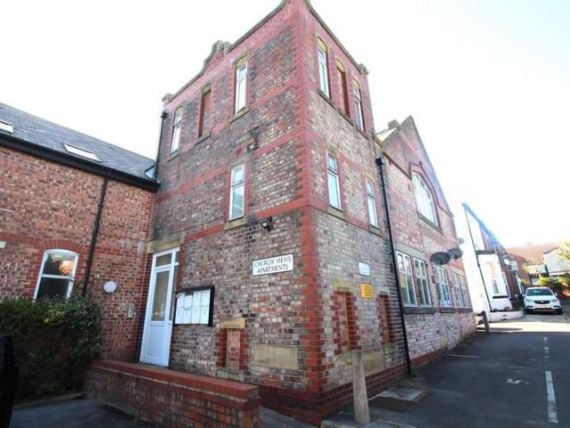 Flat for sale in Kirkhams, Bury