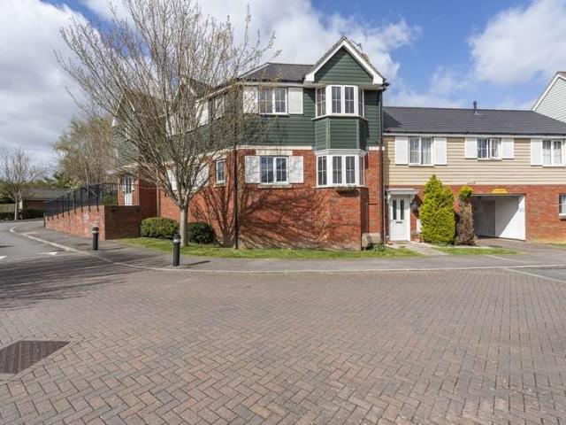 Flat for sale in Titchfield Common, Fareham