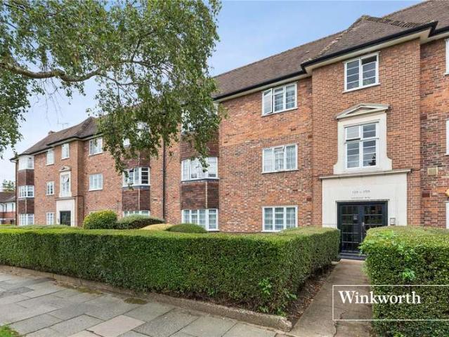 Flat for sale in London Borough of Barnet, Greater London