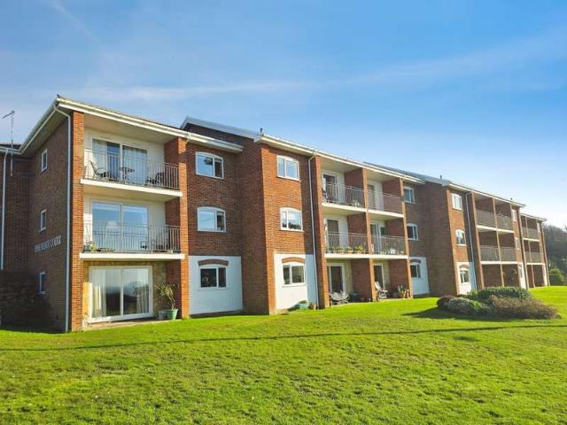 Flat for sale in Totland, Isle Of Wight