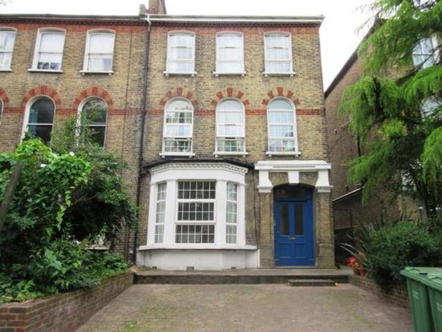 Flat for rent in Archway, Greater London