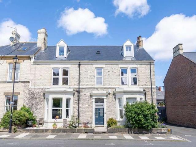 Flat for sale in Tynemouth, North Tyneside