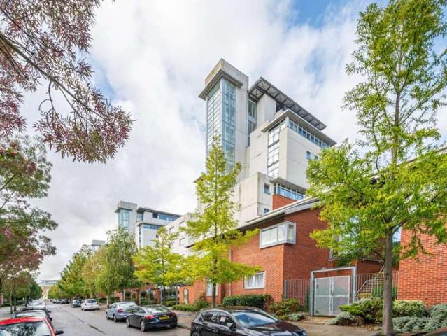 Flat for sale in Thamesmead, Royal Borough of Greenwich