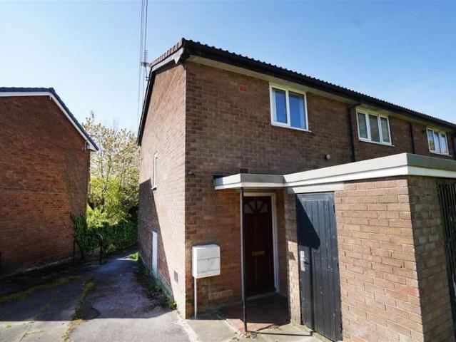 Flat for sale in Middlebrook, Lee Bank