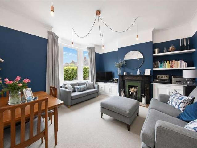 Flat for sale in London Borough of Lewisham, Greater London