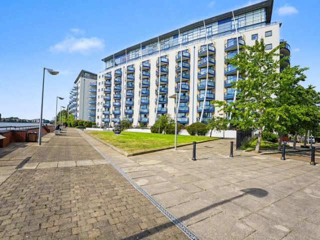 Flat for sale in The Odyssey, Isle Of Dogs
