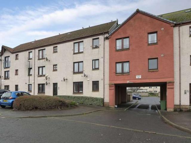 Flat for sale in Cockenzie And Port Seton, Scotland