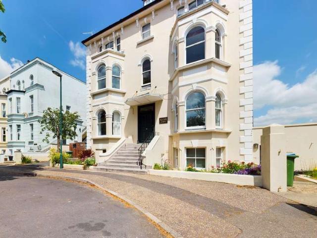 Flat for rent in Clapham, West Sussex