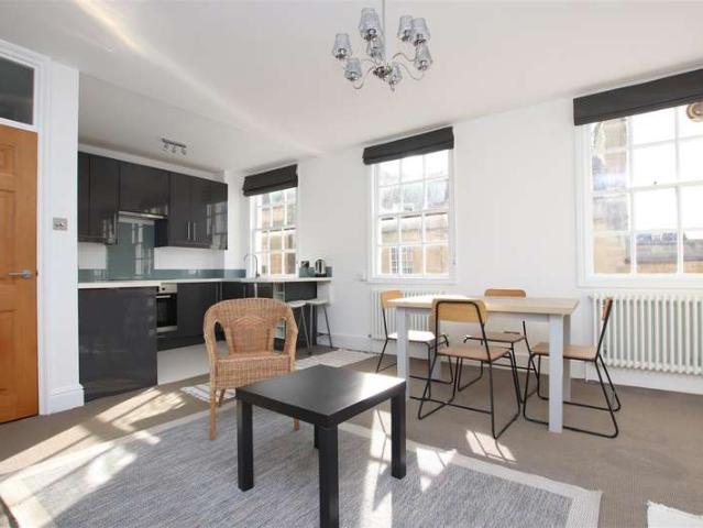 Flat for rent in Widcombe, Dulcote