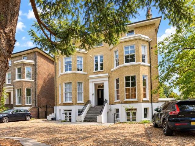Flat for sale in East Greenwich, Greater London