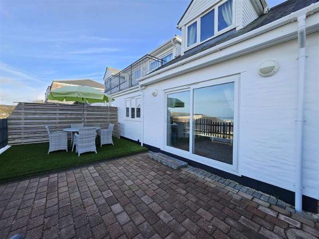 Flat for sale in Penwartha Coombe, Cornwall