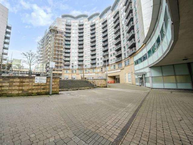 Flat for sale in Priest Down, Hampshire